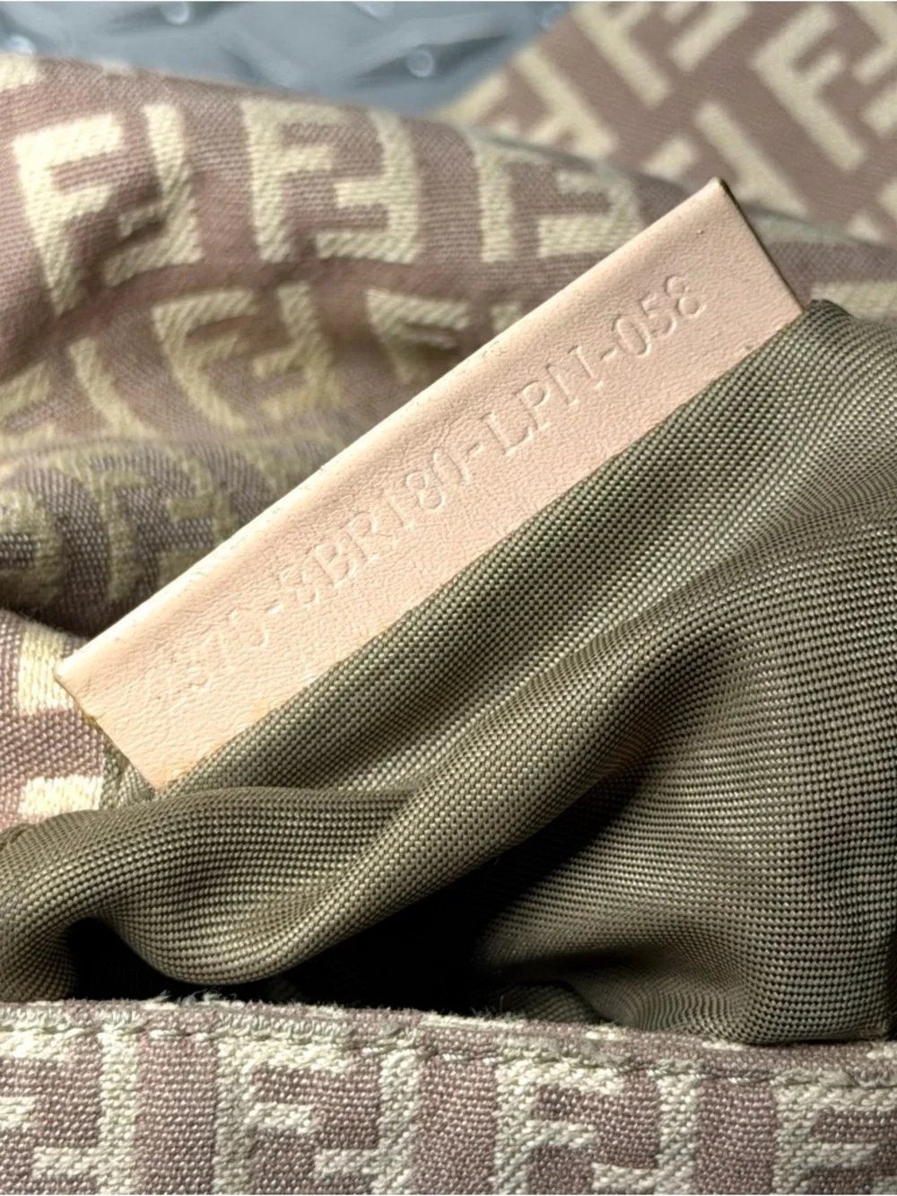 Fendi Vintage FF Mini Baguette in Pink GHW - Picture 12 of 12